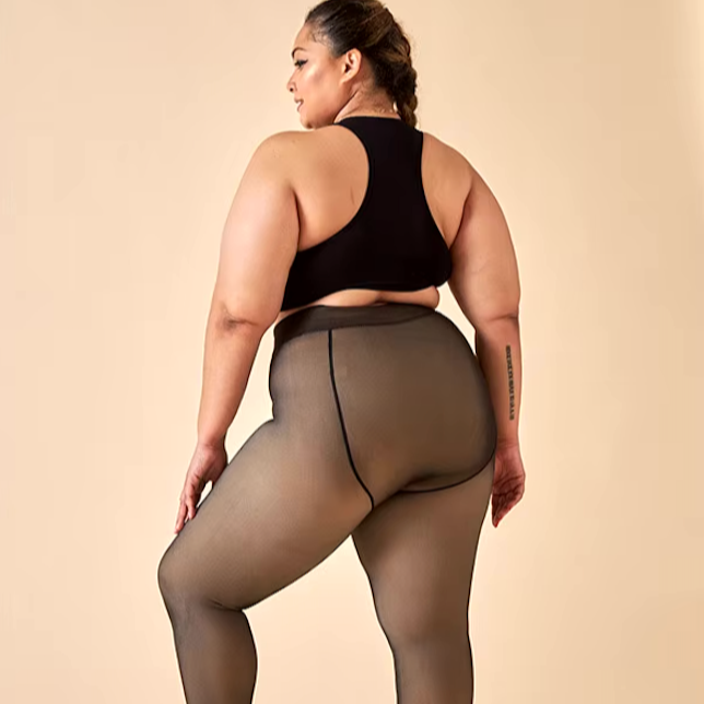 De genomskinliga fleece-strumpbyxorna